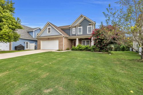 2416 Waterhaven Dr, Chattanooga, TN, 37406-1126 | Card Image