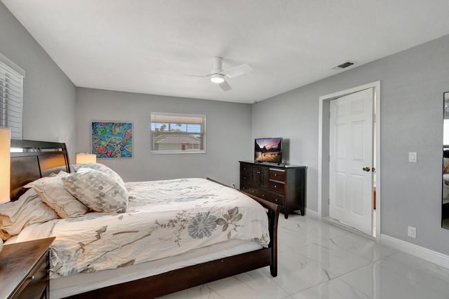 710 Se 3 Rd Ave, House other with 3 bedrooms, 2 bathrooms and null parking in Delray Beach FL | Image 9