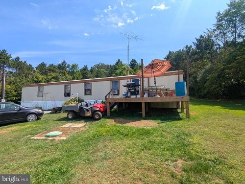 34 Remington Ln, HEDGESVILLE, WV, 25427-3933 | Card Image