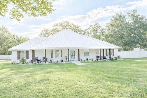 10043 W Dublin St, Crystal River, FL, 34428-8206 | Card Image