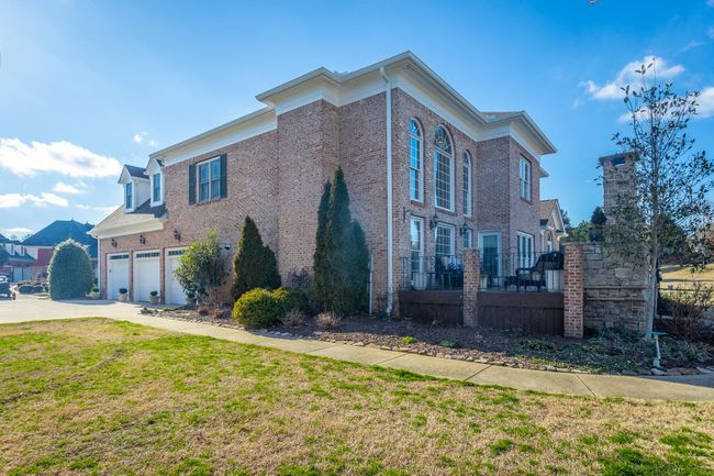 3119 Reflecting Dr, Home with 4 bedrooms, 4 bathrooms and 3 parking in Chattanooga TN | Image 7