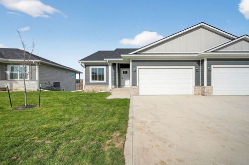 2930 Lake Hill Dr, Des Moines, IA, 50320-4700 | Card Image