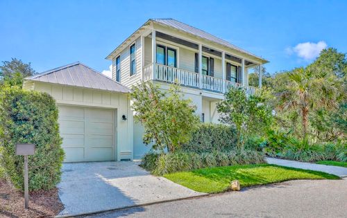 105 May Ln, Mount Pleasant, SC, 29464-5336 | Card Image