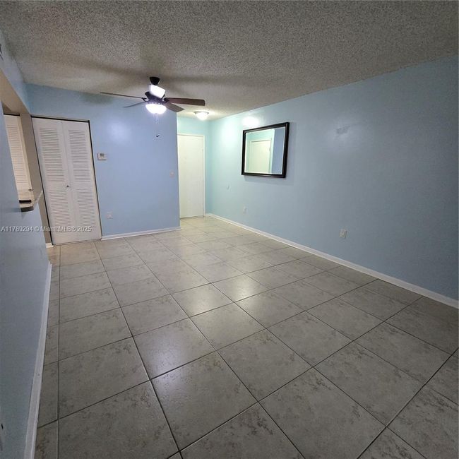 F114 - 9731 Fontainebleau Blvd, Condo with 1 bedrooms, 1 bathrooms and null parking in Miami FL | Image 4