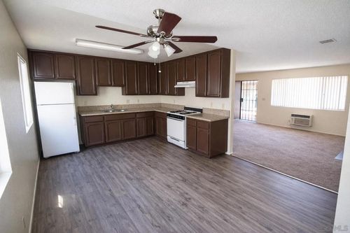 apt-i-948 E Chase Ave, El Cajon, CA, 92020-8605 | Card Image