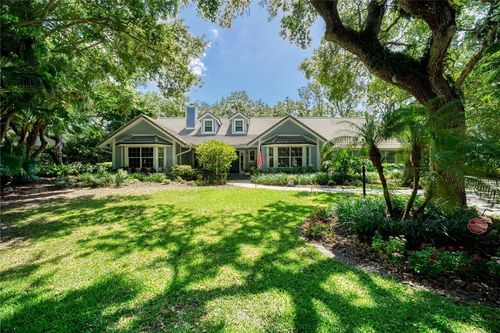 631 Tomahawk Trl, Vero Beach, FL, 32963-3923 | Card Image