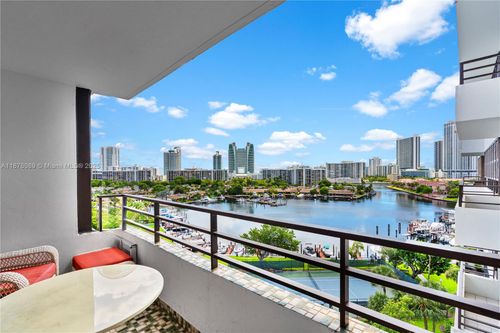 apt-517-500 Three Islands Blvd, Hallandale Beach, FL, 33009-2839 | Card Image