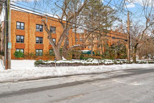 apt-2p-2 Greenridge Ave, White Plains, NY, 10605-1252 | Card Image