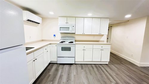 2-8 Marie, Highland, NY, 12528-2158 | Card Image
