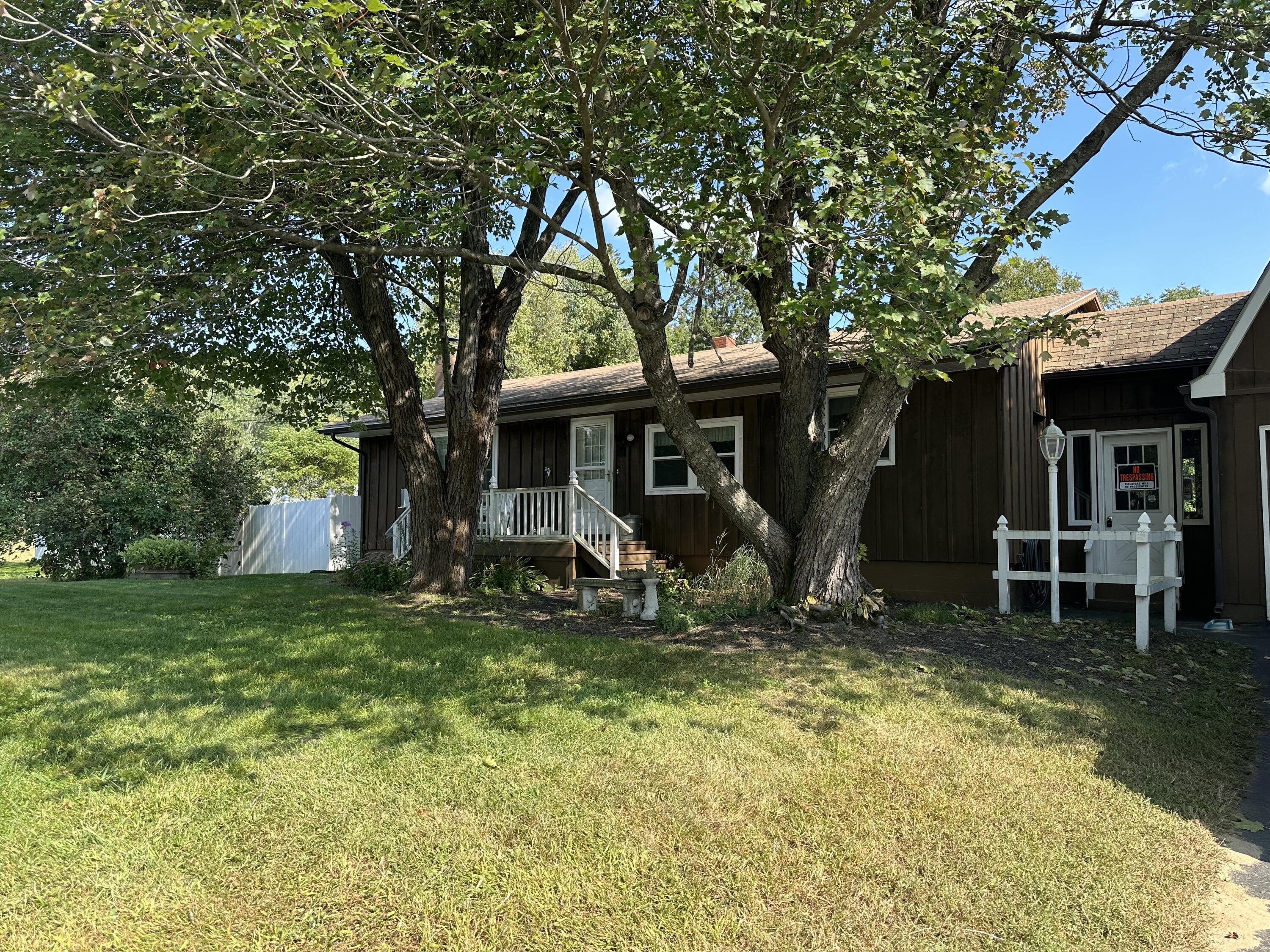 Rumford Rd, Rumford, ME 04276