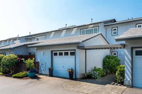 9-2115 Amelia Ave, Sidney, BC, V8L3Z8 | Card Image