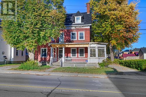 454 Edward St, Prescott, ON, K0E1T0 | Card Image