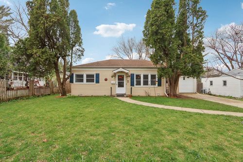 10 S Hillside Ter, MADISON, WI, 53705-5023 | Card Image