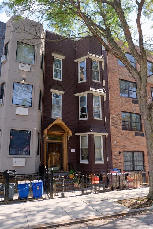 988 Madison St, Brooklyn, NY, 11221-4806 | Card Image