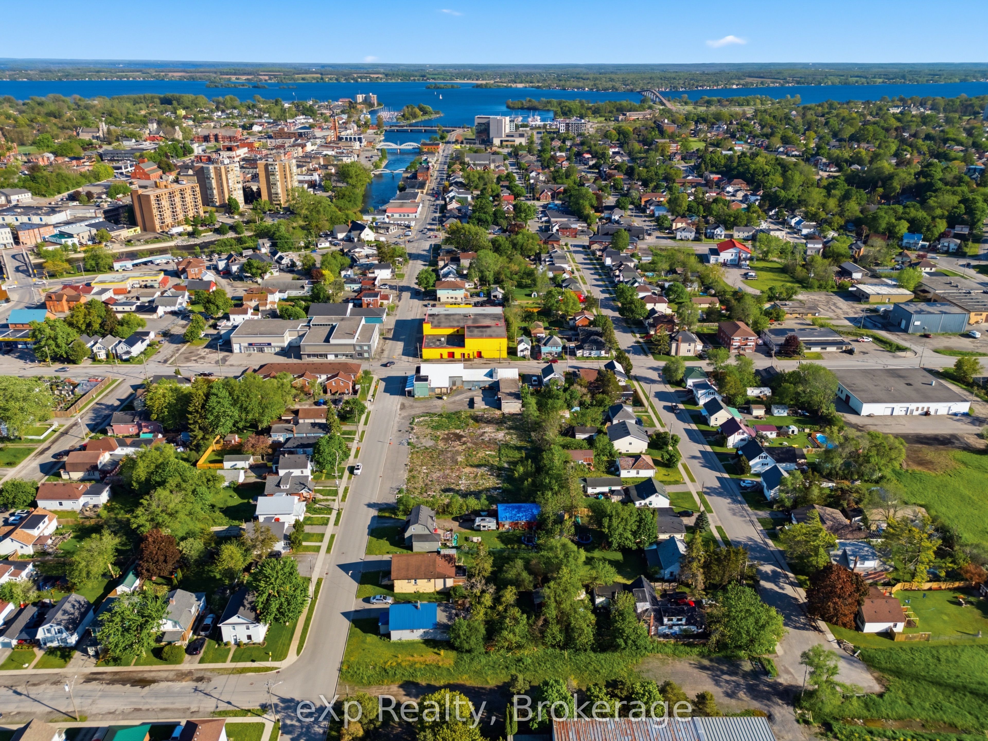 Commercial Sale in Belleville 5