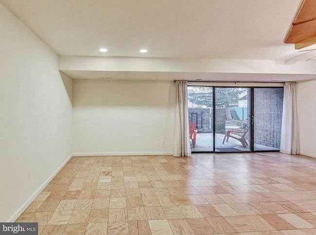 6-101 - 6 Monroe St, Condo with 2 bedrooms, 2 bathrooms and null parking in ROCKVILLE MD | Image 4