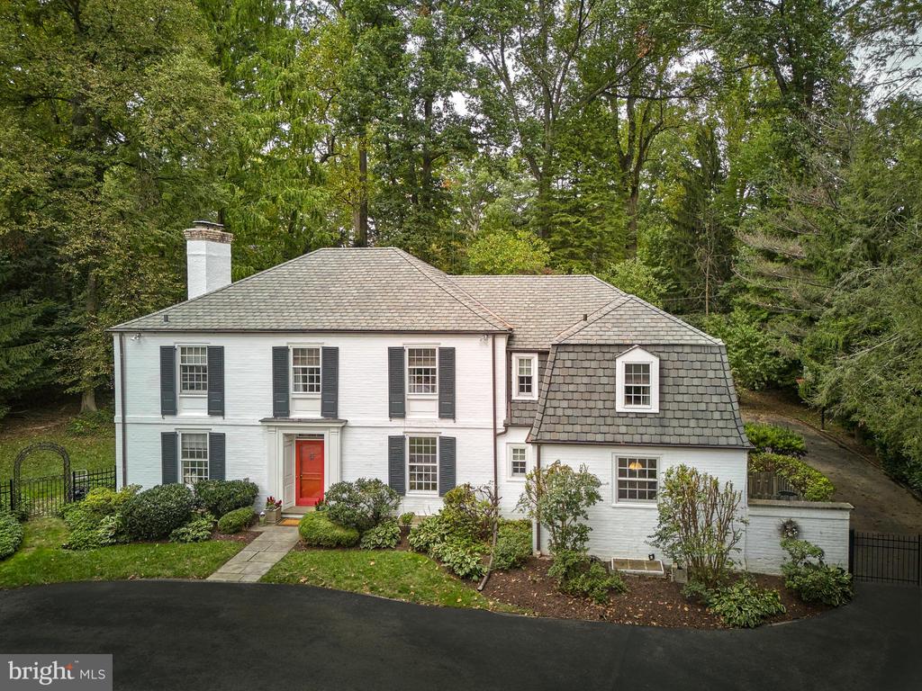 Rose Ln, Haverford, PA 19041