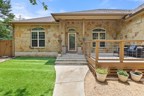 267 Corral Rd, Smithville, TX, 78957-5407 | Card Image