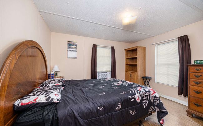 23195 104 Th St, House other with 3 bedrooms, 2 bathrooms and 2 parking in Dowling Park FL | Image 4