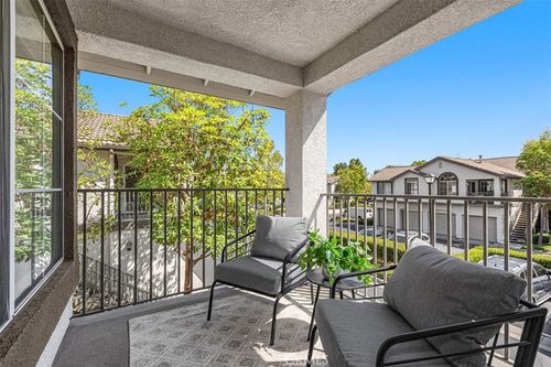 135 Chaumont Cir, Lake Forest, CA, 92610-2336 | Card Image