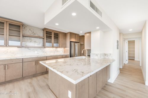 unit-20e-100 N Arlington Ave, Reno, NV, 89501-1204 | Card Image