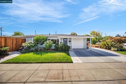 3161 Quinto Way, San Jose, CA, 95124-2393 | Card Image