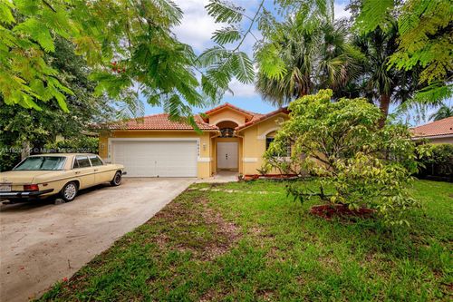 16859 Crestview Ln, Weston, FL, 33326-1579 | Card Image