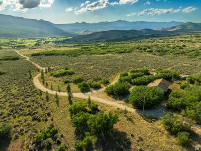 Beautiful Mountain Property Views! | Image 1