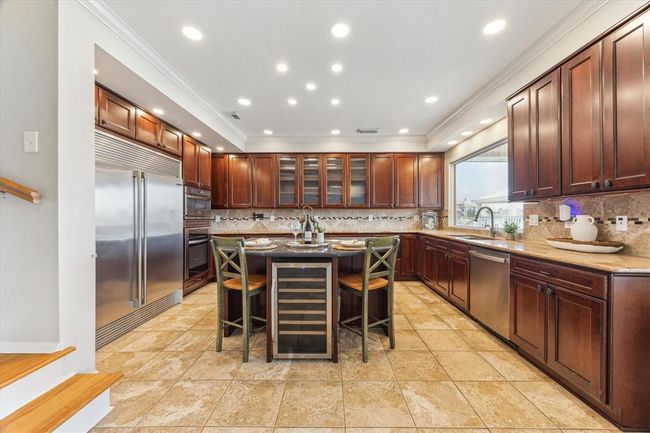 1339 Outrigger, House other with 3 bedrooms, 2 bathrooms and 1 parking in Tiki Island TX | Image 14