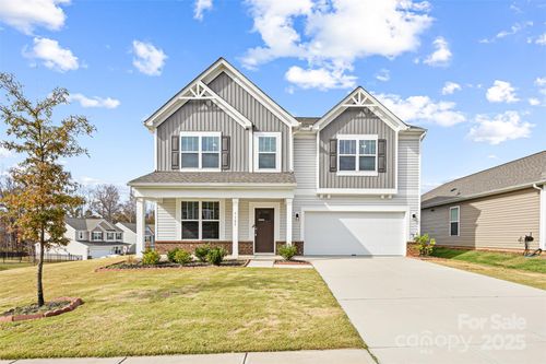 7105 Wheyfield Dr, Charlotte, NC, 28215-8423 | Card Image