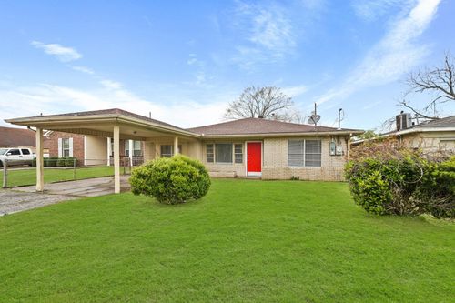 6806 Woodrow St, Texas City, TX, 77591-3748 | Card Image