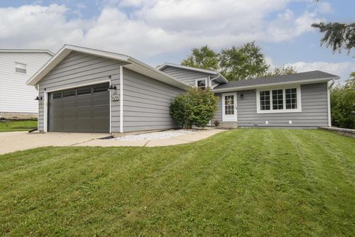 929 Howard Street, Waukesha, WI, 53188 | Card Image