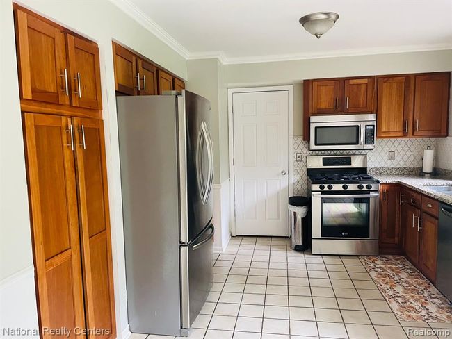 Kitchen | Image 13