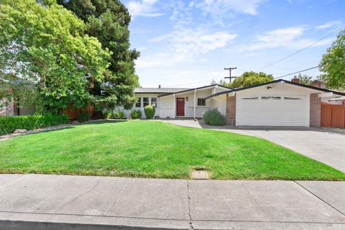 413 Acacia Street, Fairfield, CA, 94533 | Card Image