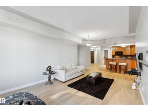 402-9020 Jasper Ave Nw, Edmonton, AB, T5H3S8 | Card Image