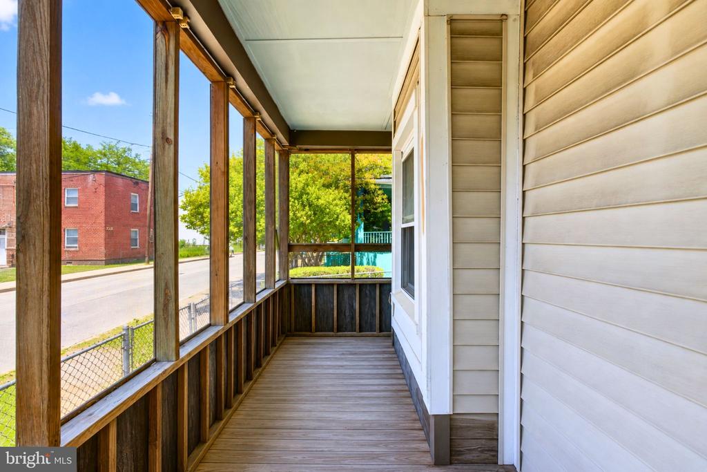 Residential in WASHINGTON 3