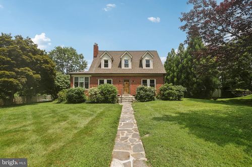 4019 Hunt Ave, ELLICOTT CITY, MD, 21043-5424 | Card Image