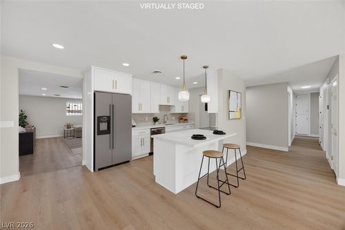 5809 Pebble Beach Blvd, Las Vegas, NV, 89108-1623 | Card Image