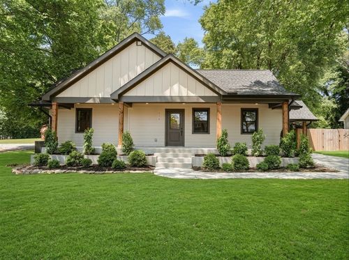 213 5th Ave, Columbia, TN, 38401-2813 | Card Image