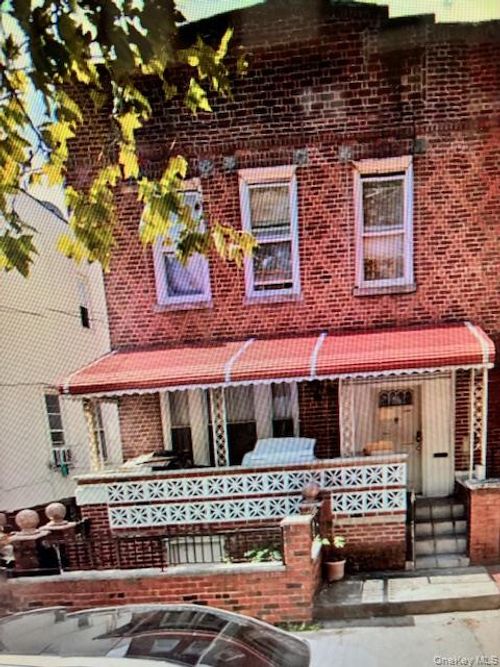 256 E 46th St, New York, NY, 10017-2903 | Card Image