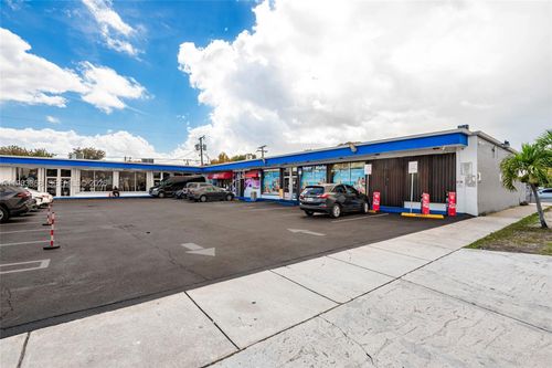 1992 E 4th Ave, HIALEAH, FL, 33010 | Card Image