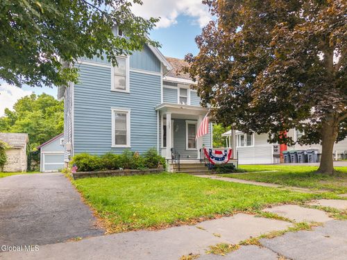 127 France Ln, Cobleskill, NY, 12043-4667 | Card Image