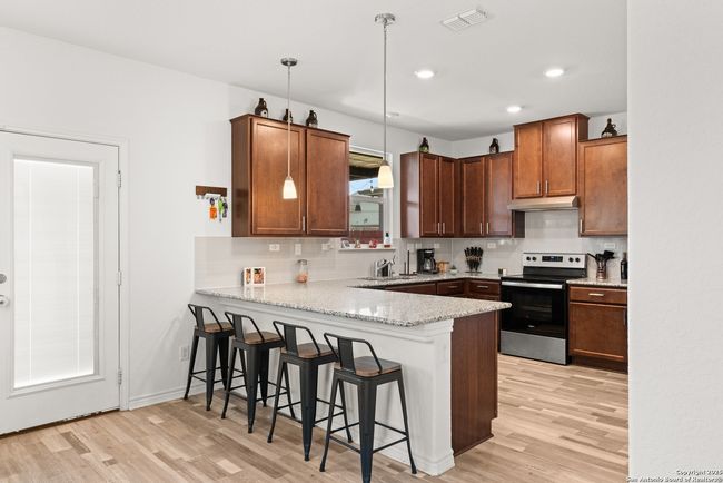 6583 Runaway Row, House other with 4 bedrooms, 3 bathrooms and null parking in Converse TX | Image 7