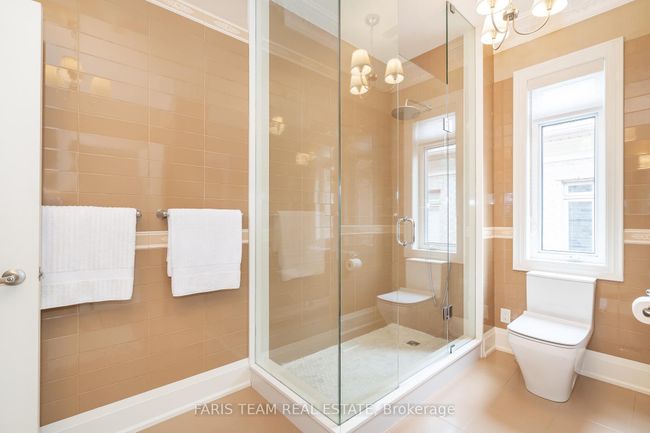 118 Headwind Blvd, House other with 5 bedrooms, 5 bathrooms and 5 parking in Woodbridge ON | Image 34