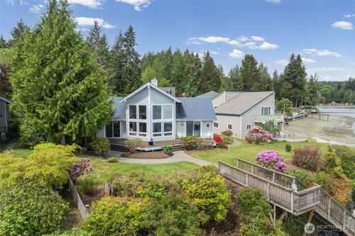 120 E Old Winery Rd, Shelton, WA, 98584-8828 | Card Image