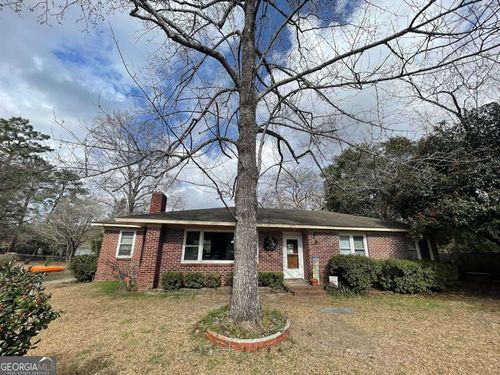 849 Prosperity Dr, Swainsboro, GA, 30401-4612 | Card Image
