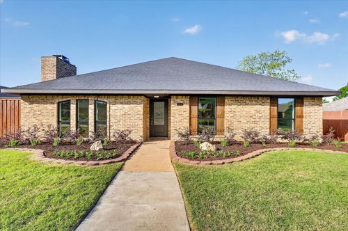 1402 Country Ln, Allen, TX, 75002-4513 | Card Image