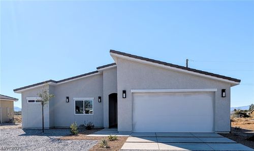 2030 Idaho St, Pahrump, NV, 89048-6266 | Card Image