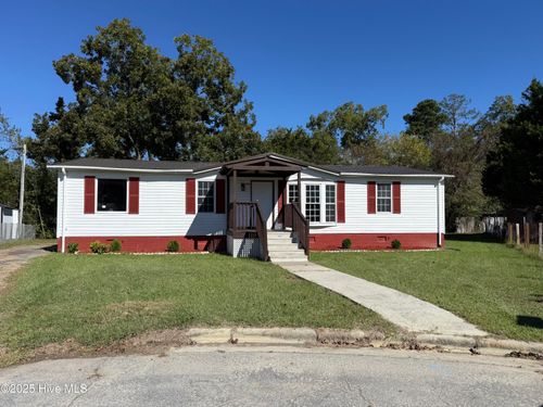 300 Horace Ward Ave, Windsor, NC, 27983-2164 | Card Image