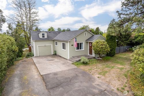 3403 Columbia Heights Road, Longview, WA, 98632 | Card Image